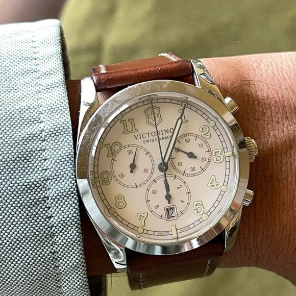 Victorinox Swiss Army Infantry White Dial Chronograph  Men's Watch 241568 - Picture 8 of 11